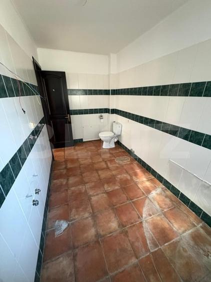 Casă individuală cu 4 camere cu Canalizare în Ștefănești