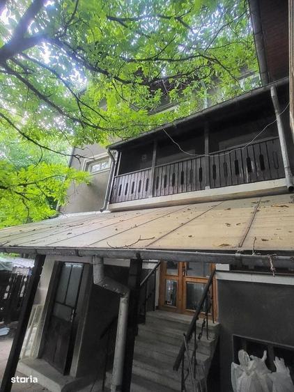 Casă cu 4 camere decomandat în Ultracentral