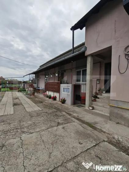 Casă cu 2 camere cu Teren 1400 Mp în Mihai Viteazu