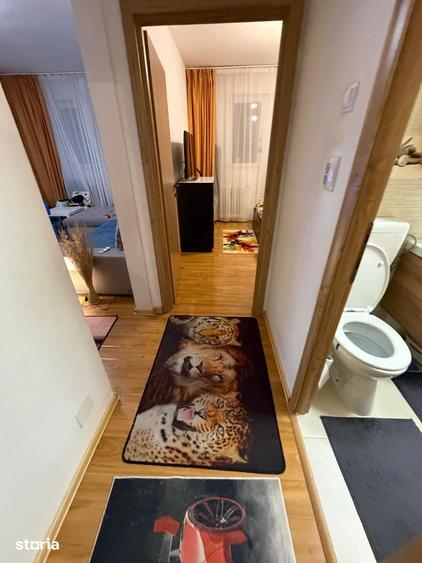 Apartament cu 3 camere semidecomandat în Dristor