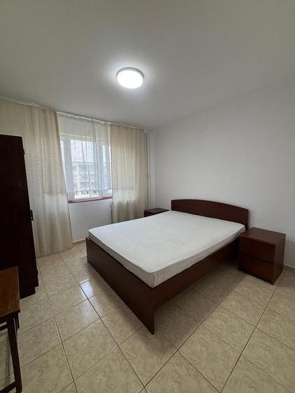 Apartament cu 3 camere în Dristor