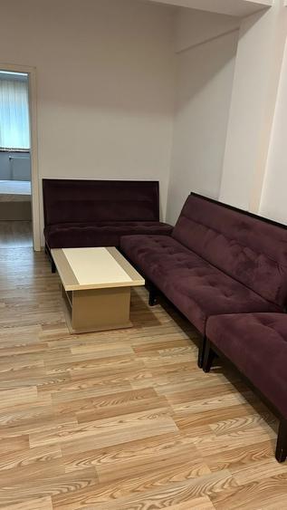 Apartament cu 3 camere decomandat în Dumbrăvița