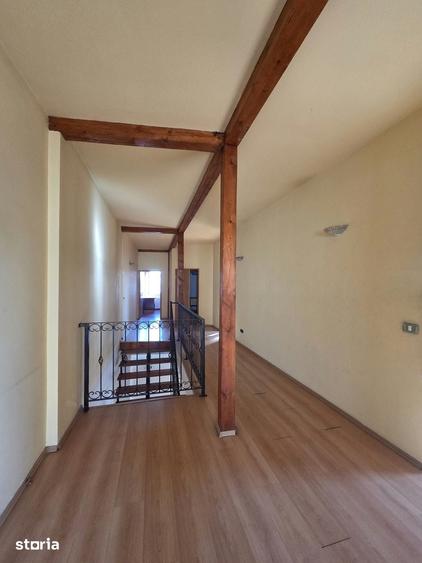 Apartament cu 4 camere în Ultracentral