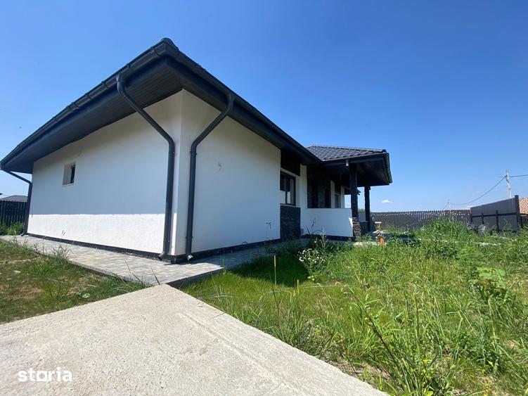 Casă cu 4 camere cu Teren 450 Mp în Central