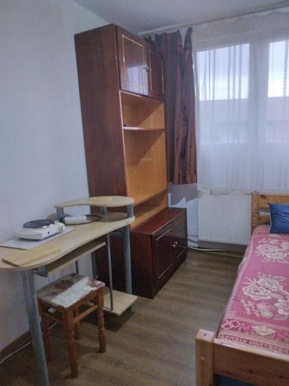 Garsonieră decomandată în Exterior Vest
