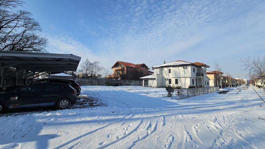 Casă individuală cu 4 camere cu Canalizare în Corbeanca
