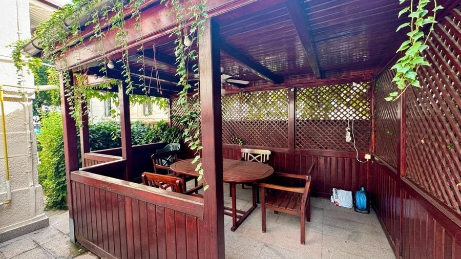 Apartament cu 2 camere decomandat în Capitale