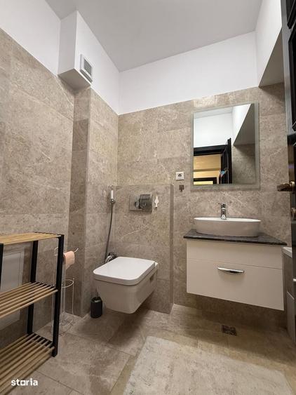 Apartament cu 2 camere decomandat în Breazu