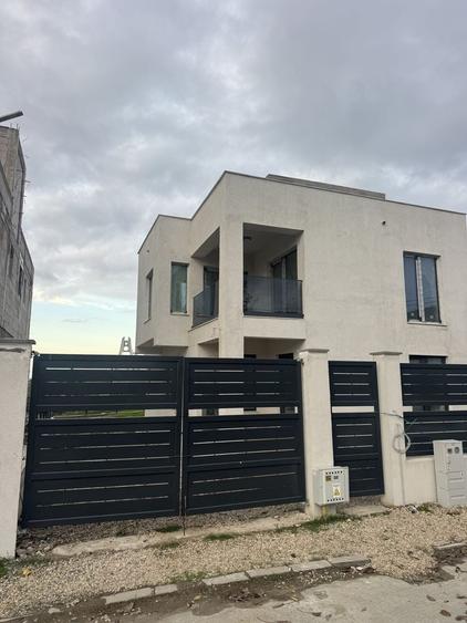 Vand casa Agigea zona Lac agigea/ str Alexandru Odobescu nr 29 - 4