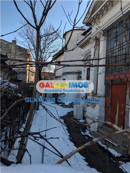 Casă cu 16 camere cu Teren 566 Mp în Unirii