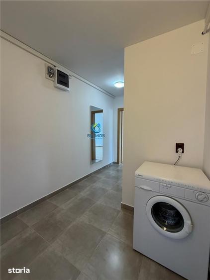 Apartament cu 3 camere decomandat în Astra