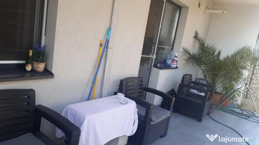 Apartament cu 2 camere semidecomandat în Central