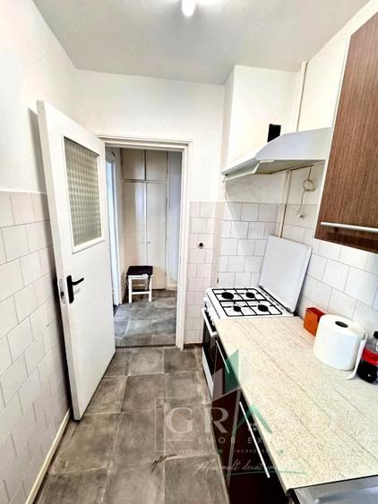Apartament cu 2 camere semidecomandat, mobilat în Mănăștur