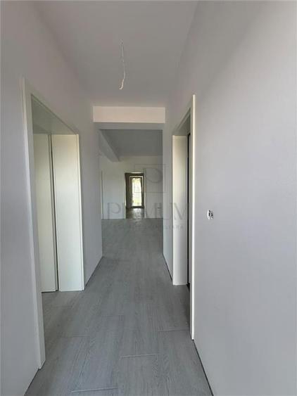 Duplex cu 3 camere cu Canalizare în Moșnița Veche