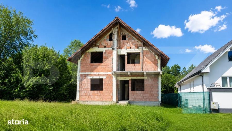 Casă cu 4 camere în Central