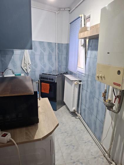 Garsonieră decomandată în Central