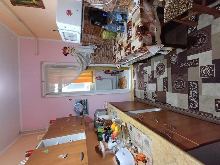 Apartament cu 3 camere decomandat în Micro 38