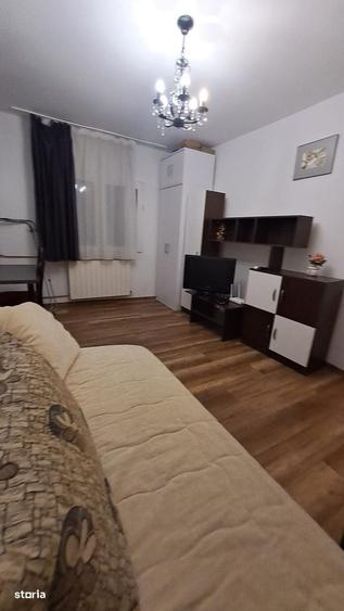 Garsonieră decomandată în Lacul Tei