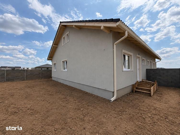 Casă cu 3 camere în Urseni