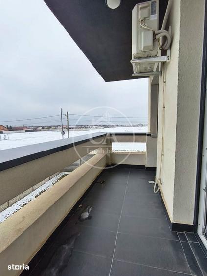 Apartament cu 3 camere decomandat în Sântandrei