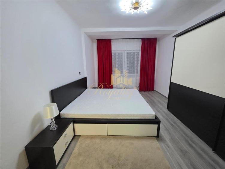 Apartament cu 5 camere decomandat, mobilat în Girocului