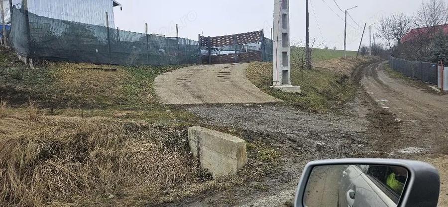 Teren de 6200 mp, în Bodrog