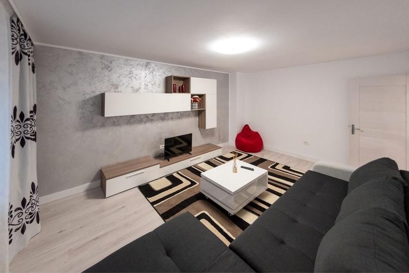 Apartament cu 2 camere decomandat în Faleza Nord