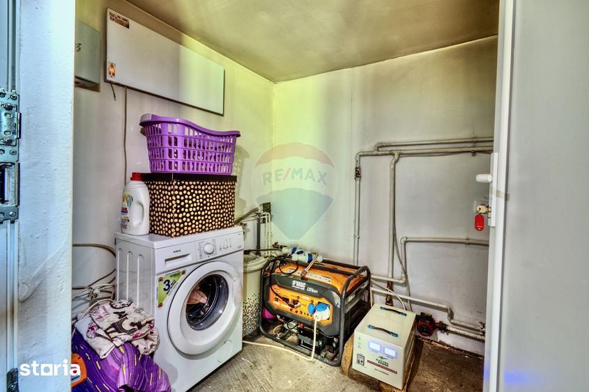 Casă cu 3 camere decomandat cu Teren 2237 Mp în Beliș