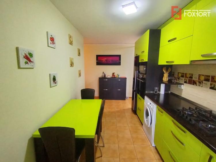 Apartament cu 3 camere decomandat, mobilat în Șagului