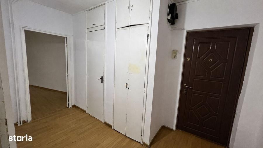 Garsonieră decomandată în Lujerului
