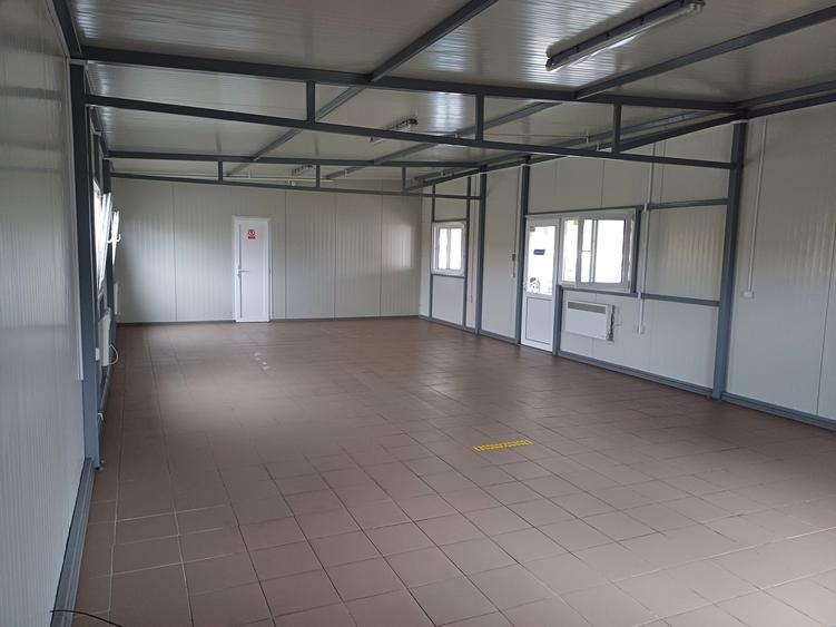 Spațiu comercial, de 80 mp, în Stana
