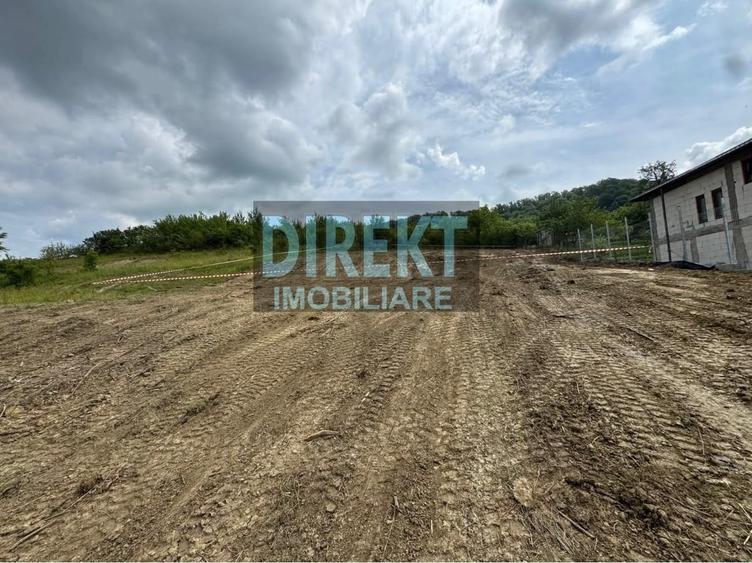 Teren intravilan de 6500 mp, în Exterior Nord
