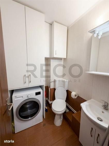 Apartament cu 3 camere decomandat în Nufărul