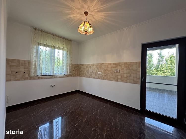 Casă cu 2 camere în Finta