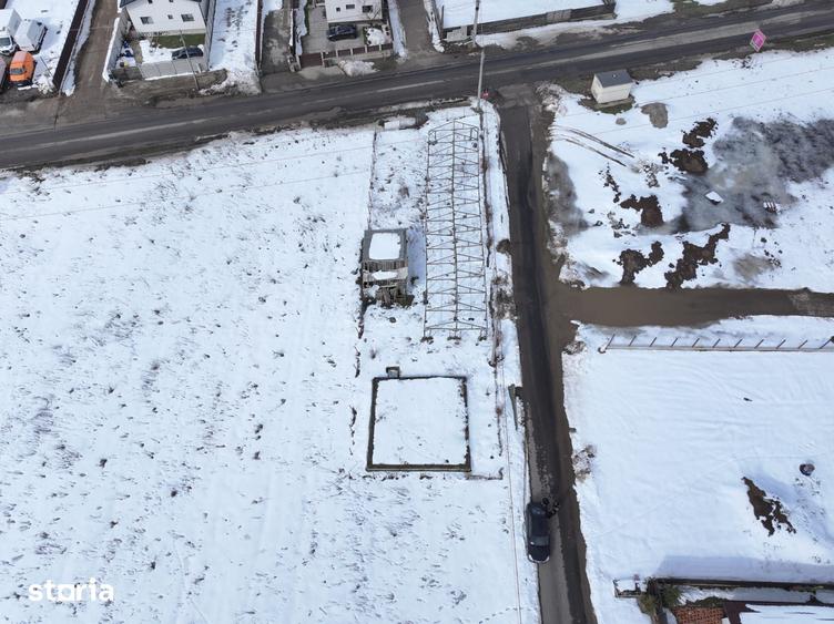 Teren de 700 mp, în Săbăreni