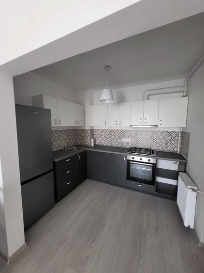 Apartament cu 2 camere decomandat în Hipodrom