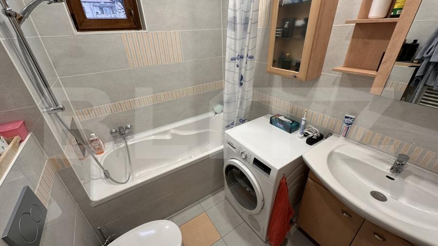 Apartament cu 4 camere decomandat, mobilat în Centru Civic