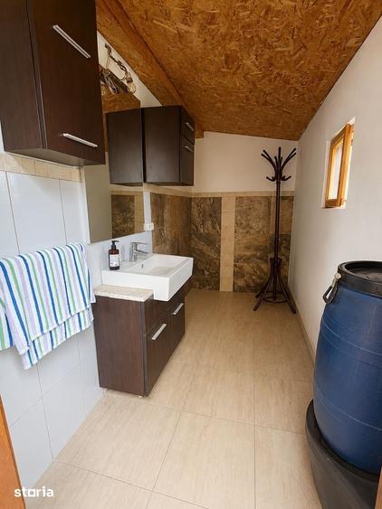 Casă cu 3 camere cu Teren 857 Mp în Valea Adâncă