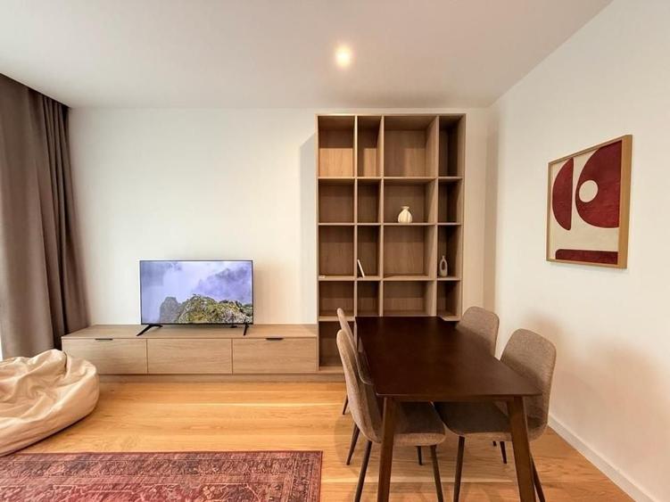 Apartament cu 2 camere decomandat, mobilat în Aviației