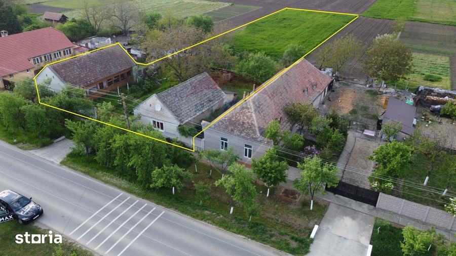 Casă cu 4 camere cu Teren 2880 Mp în Giulvăz