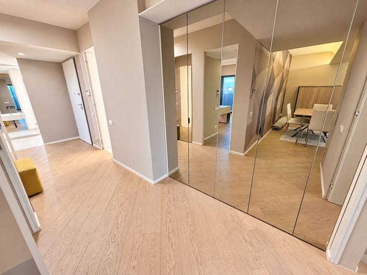 Apartament cu 3 camere decomandat, mobilat în Cotroceni