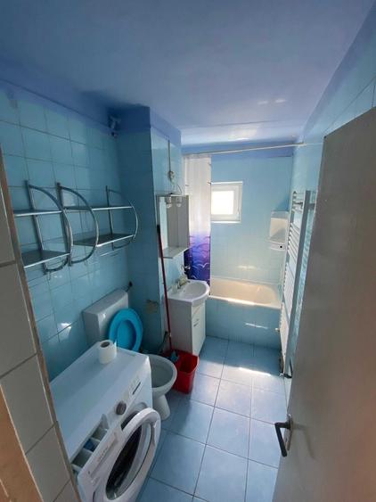 Apartament cu 2 camere semidecomandat, mobilat în Freidorf
