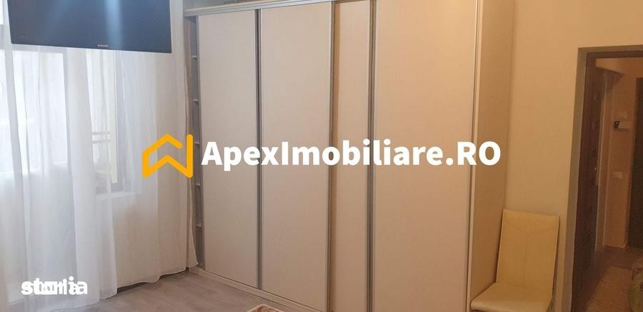 Apartament cu 3 camere decomandat în Domenii