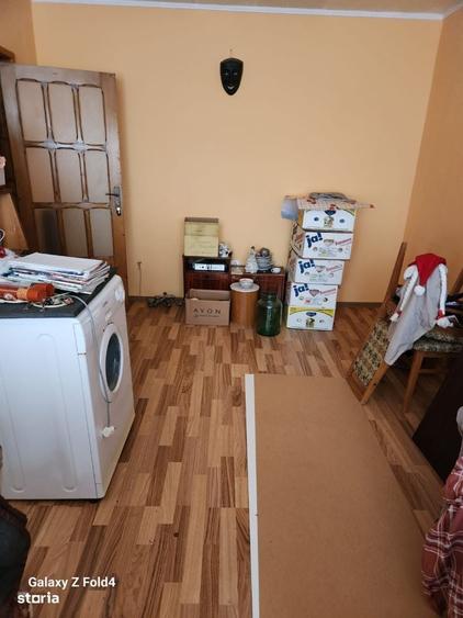 Apartament cu 4 camere decomandat în Obor
