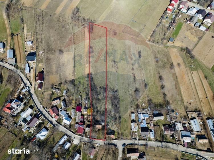 Teren de 3800 mp, în Burdujeni