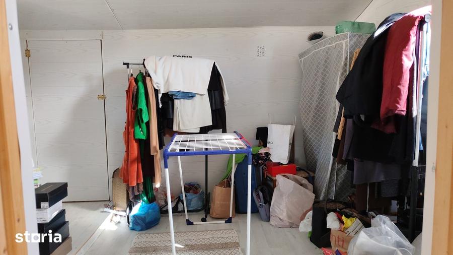 Casă cu 4 camere cu Teren 530 Mp în Răzvad