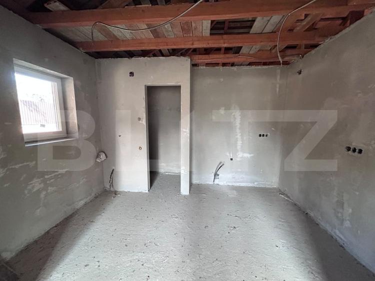 Casă individuală cu 4 camere cu Canalizare în Exterior Nord