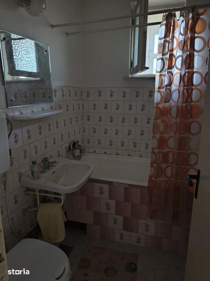 Apartament cu 2 camere semidecomandat în Rogerius
