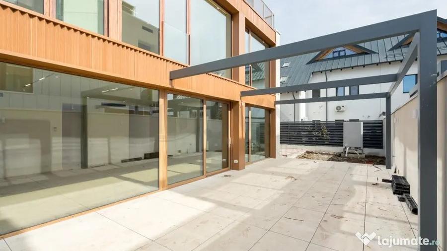 Casă cu 6 camere cu Teren 425 Mp în Floreasca