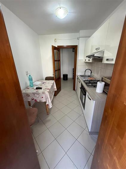 Apartament cu 2 camere decomandat, mobilat în Tudor Vladimirescu